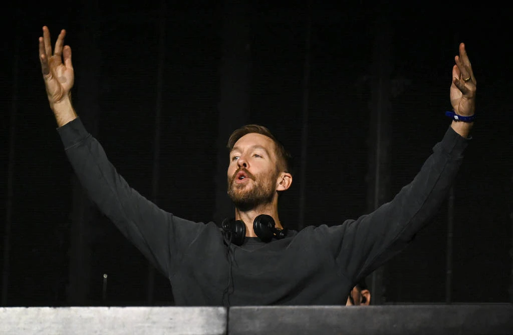Фри выступление Calvin Harris и других артистов. Miami