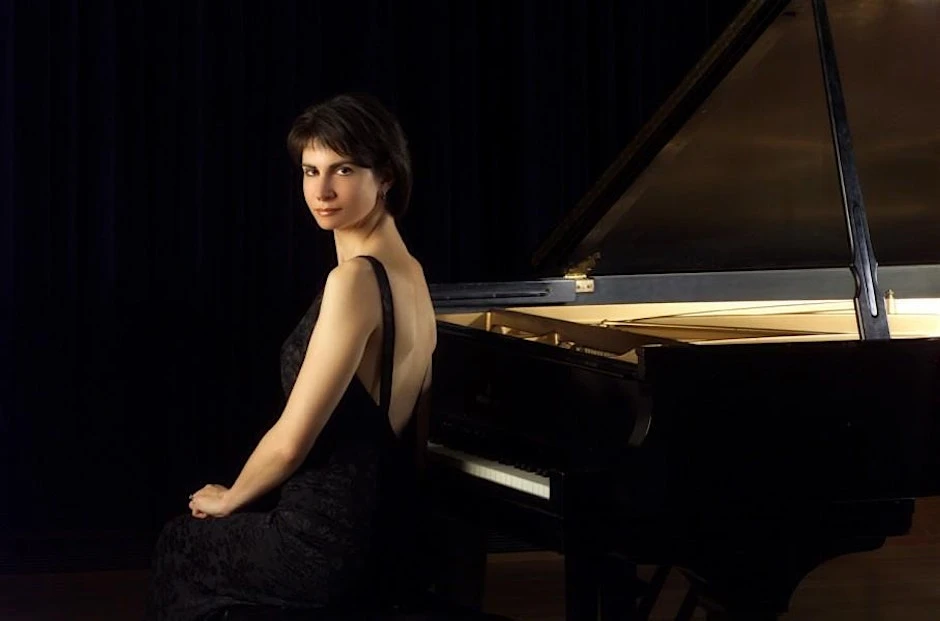 photo-marina-lomazov-piano