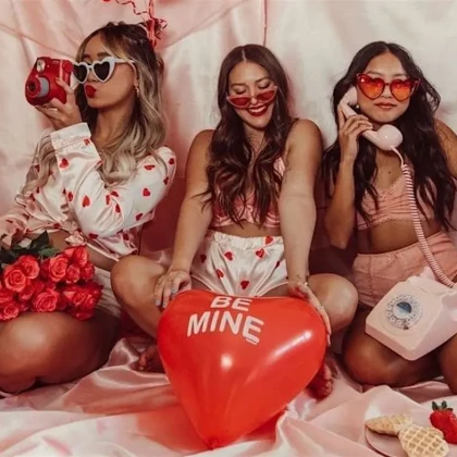 photo-galentines-day-brunch-at-the-bradford-rooftop