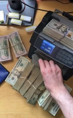 Свяжитесь с нами по электронной почте для получения надежного кредита