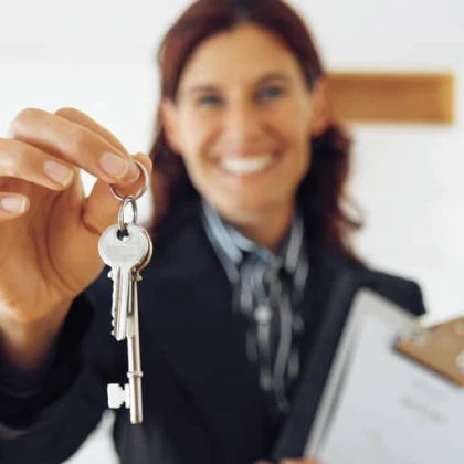 Starealty Estate LLC