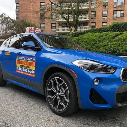 professionalnyj-instruktor-po-vozhdeniyu-photo