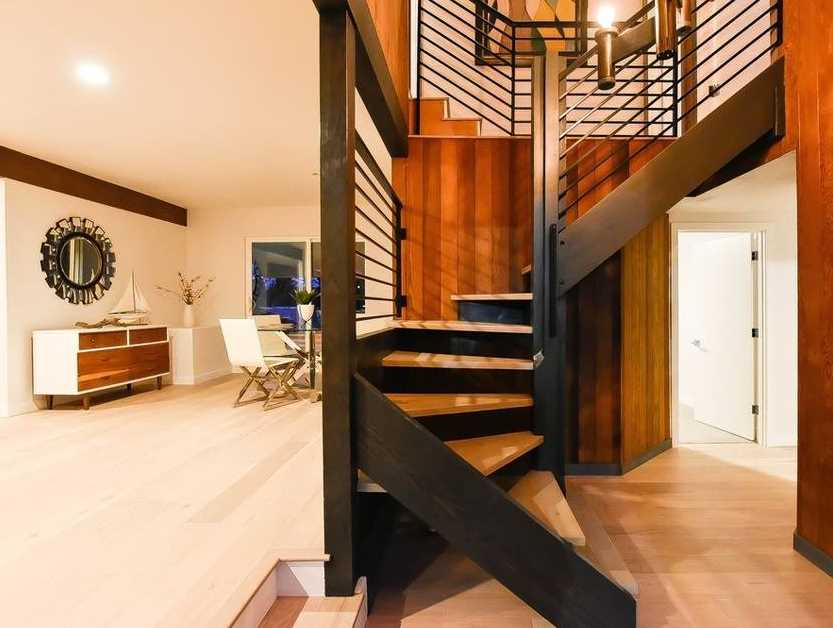 Lana Dovgalyuk, Real Estate – North Pacific Properties - Фото 2