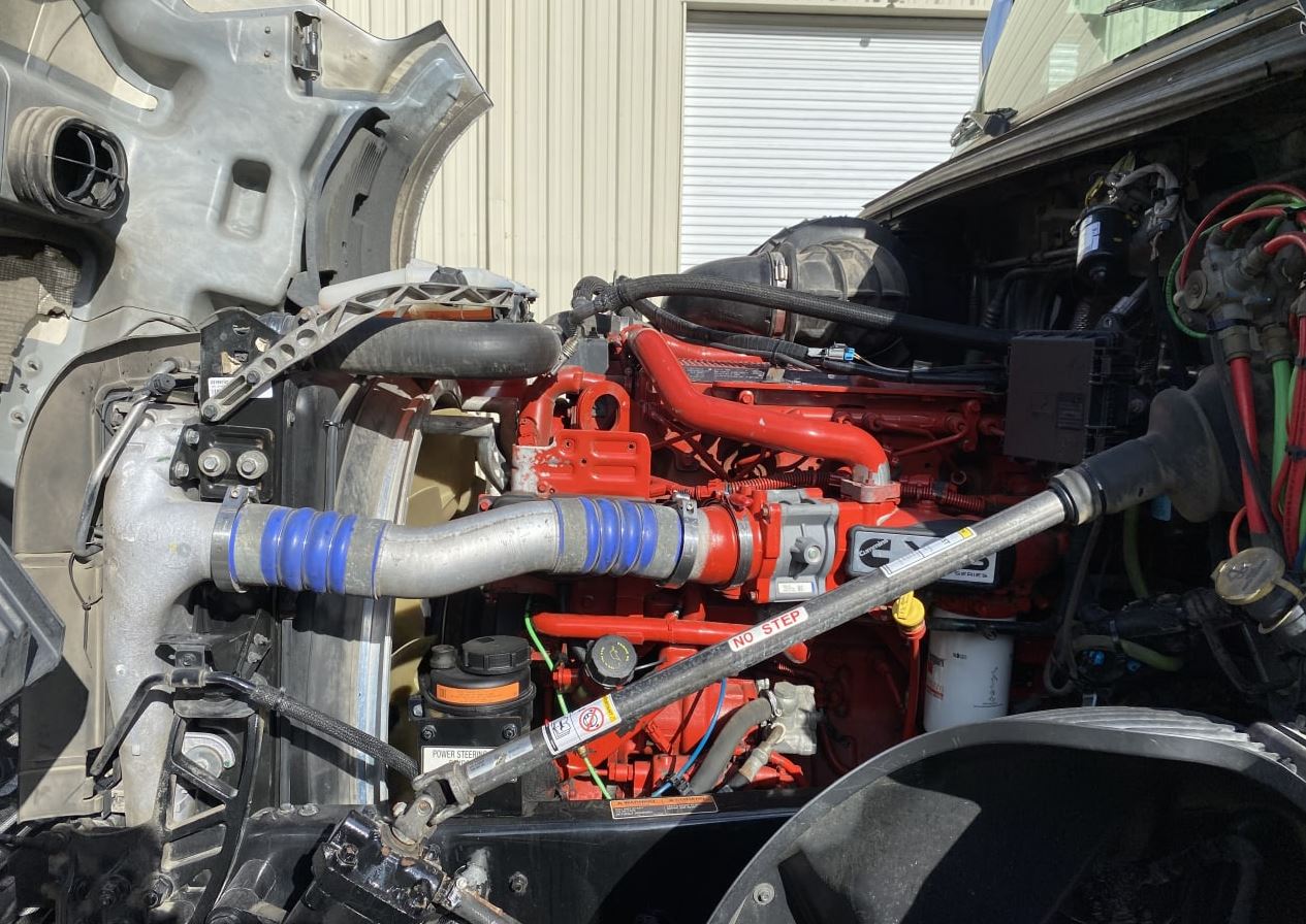2019 silver Volvo VNL 860 - General Freight Corporation - Фото 2