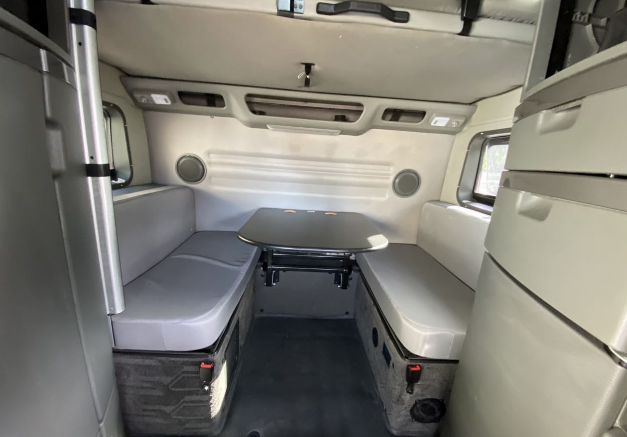 2019 silver Volvo VNL 860 - General Freight Corporation - Фото 7