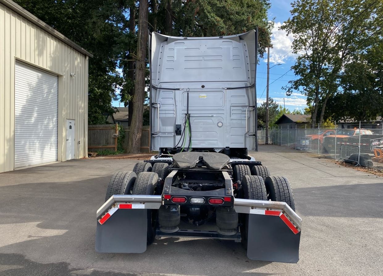 2019 silver Volvo VNL 860 - General Freight Corporation - Фото 9