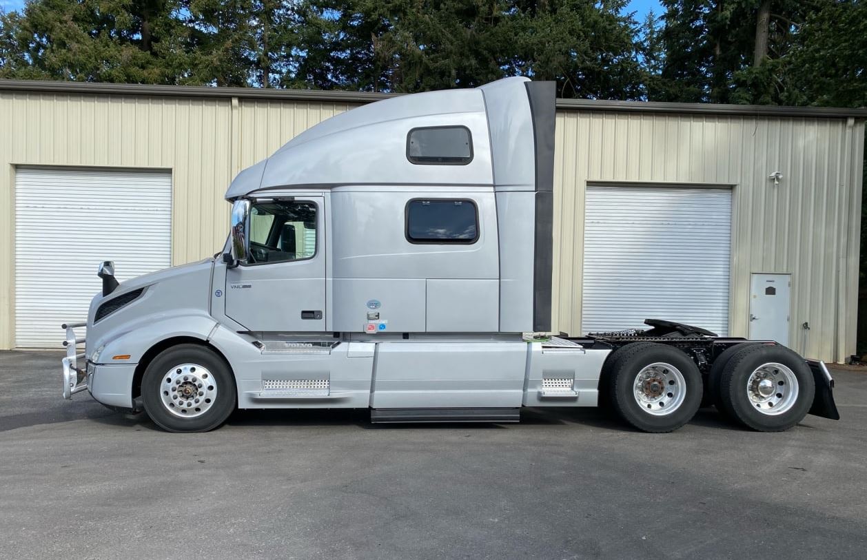 2019 silver Volvo VNL 860 - General Freight Corporation - Фото 10