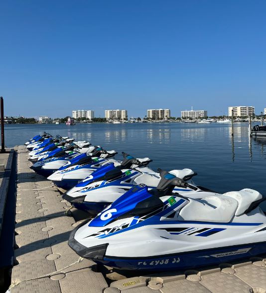 Vitaliy, Jet Ski Rentals - Фото 2