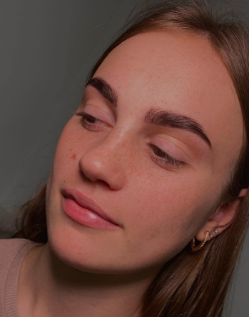 Julia Svistunova, Brow Specialist - Фото 13