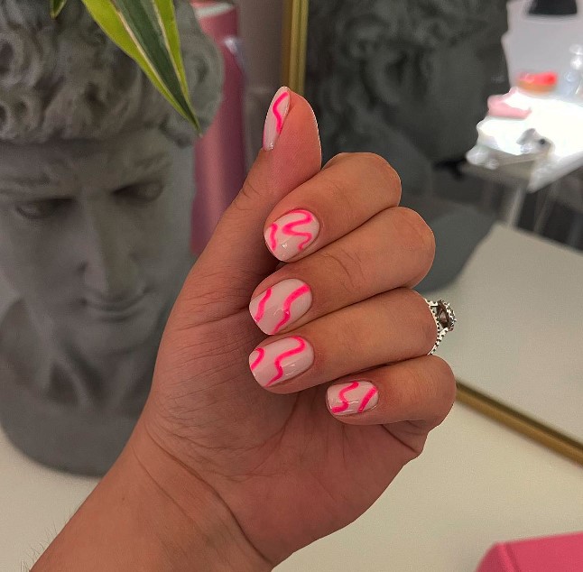 Nastassia Liasniak | Manicure - Фото 3