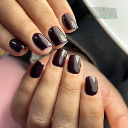 opitniy-master-manikyura-photo