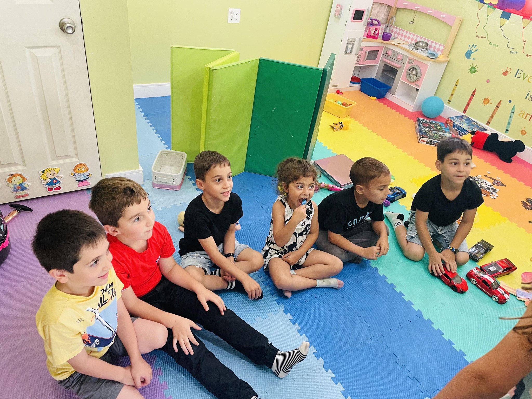 Lianas Hearts - Day Care and Art School - Фото 4