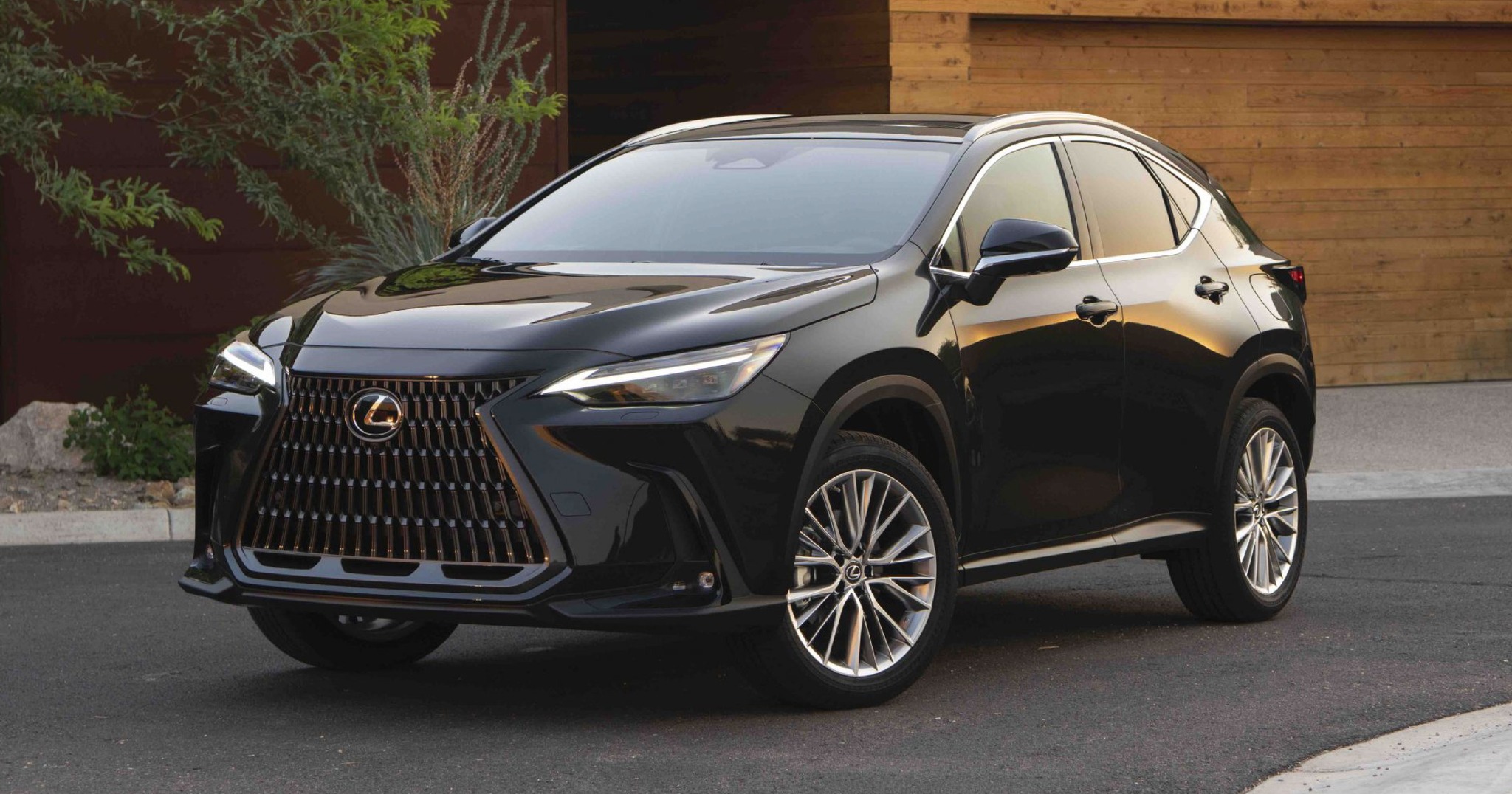 Lexus of Manhattan - Фото 2