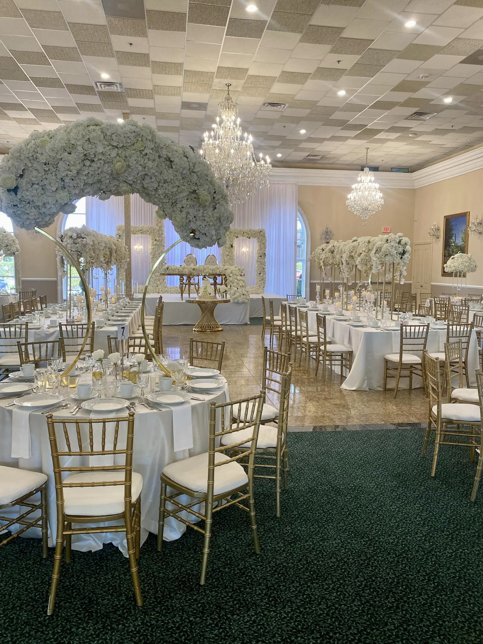 Belvedere Chateau Banquets - Zdjęcie 3