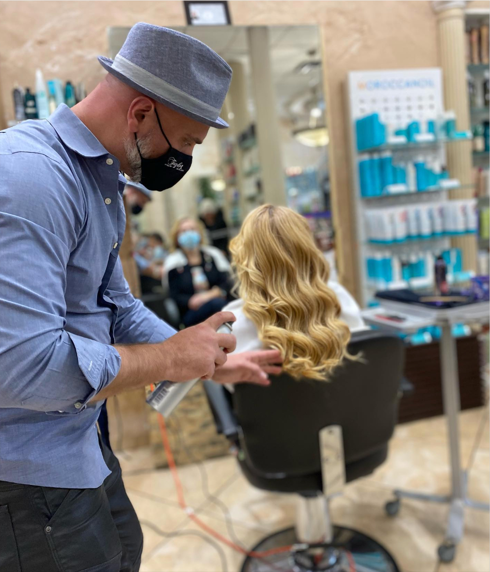 Tangles Salon & Spa - Фото 4