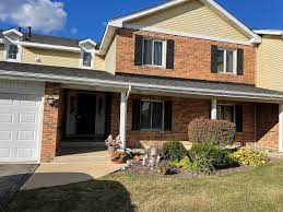 Alexandra Gromek: RE/MAX Northern Illinois - Zdjęcie 5