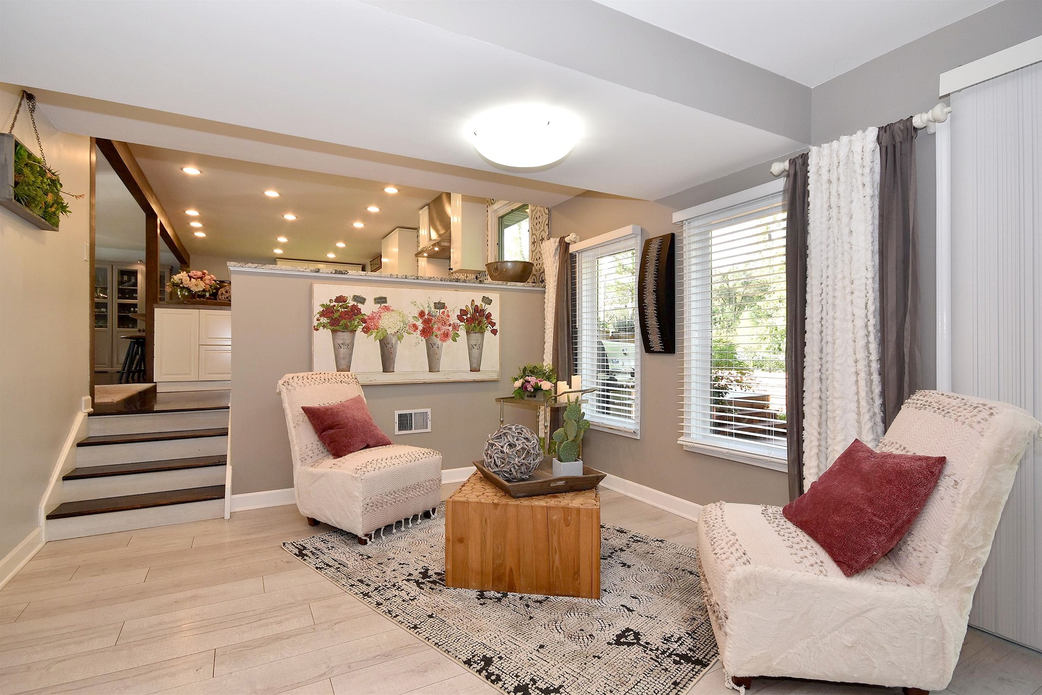 Anna Zabrocki - Chicago, IL Real Estate Agent - Zdjęcie 2