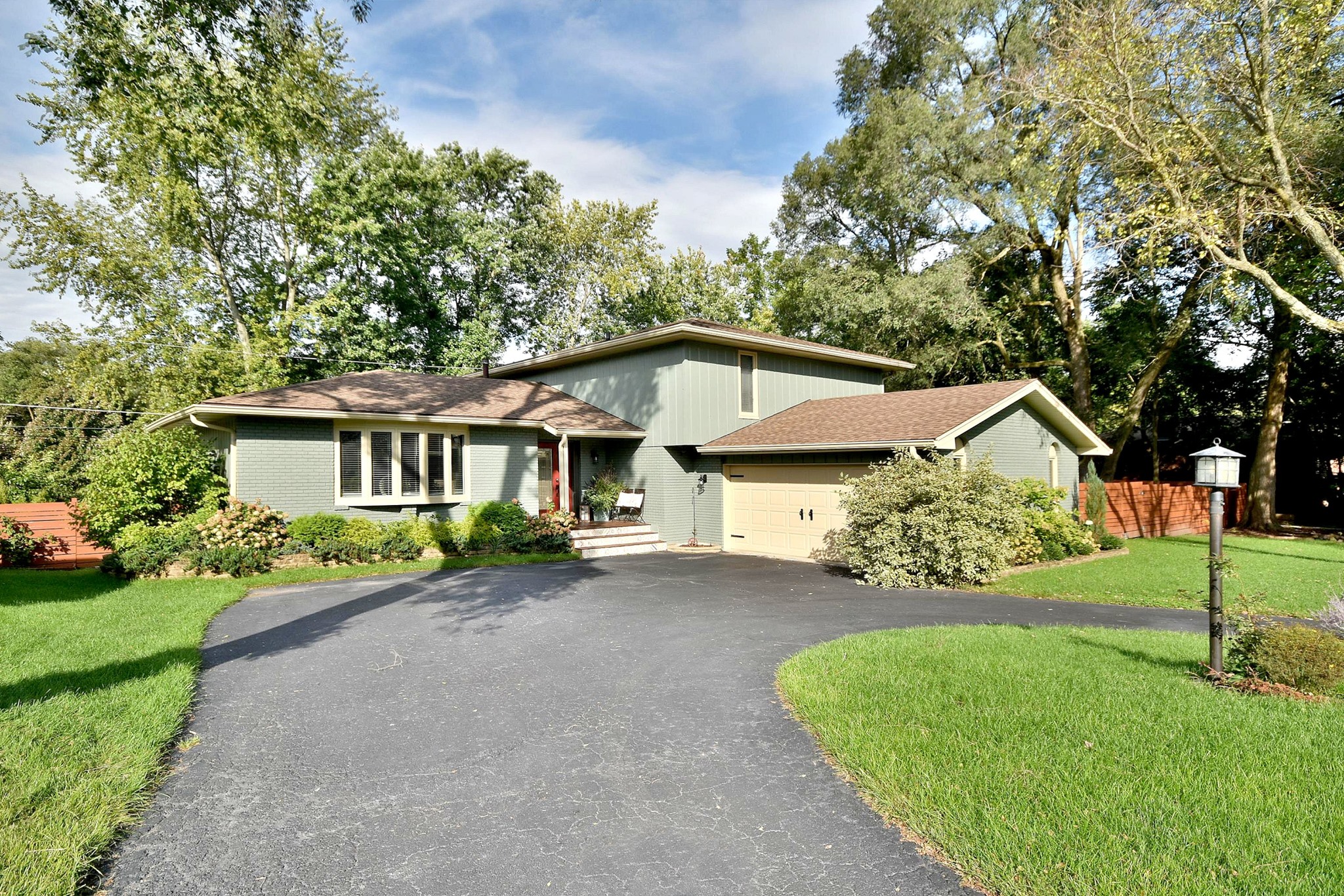 Anna Zabrocki - Chicago, IL Real Estate Agent - Zdjęcie 3