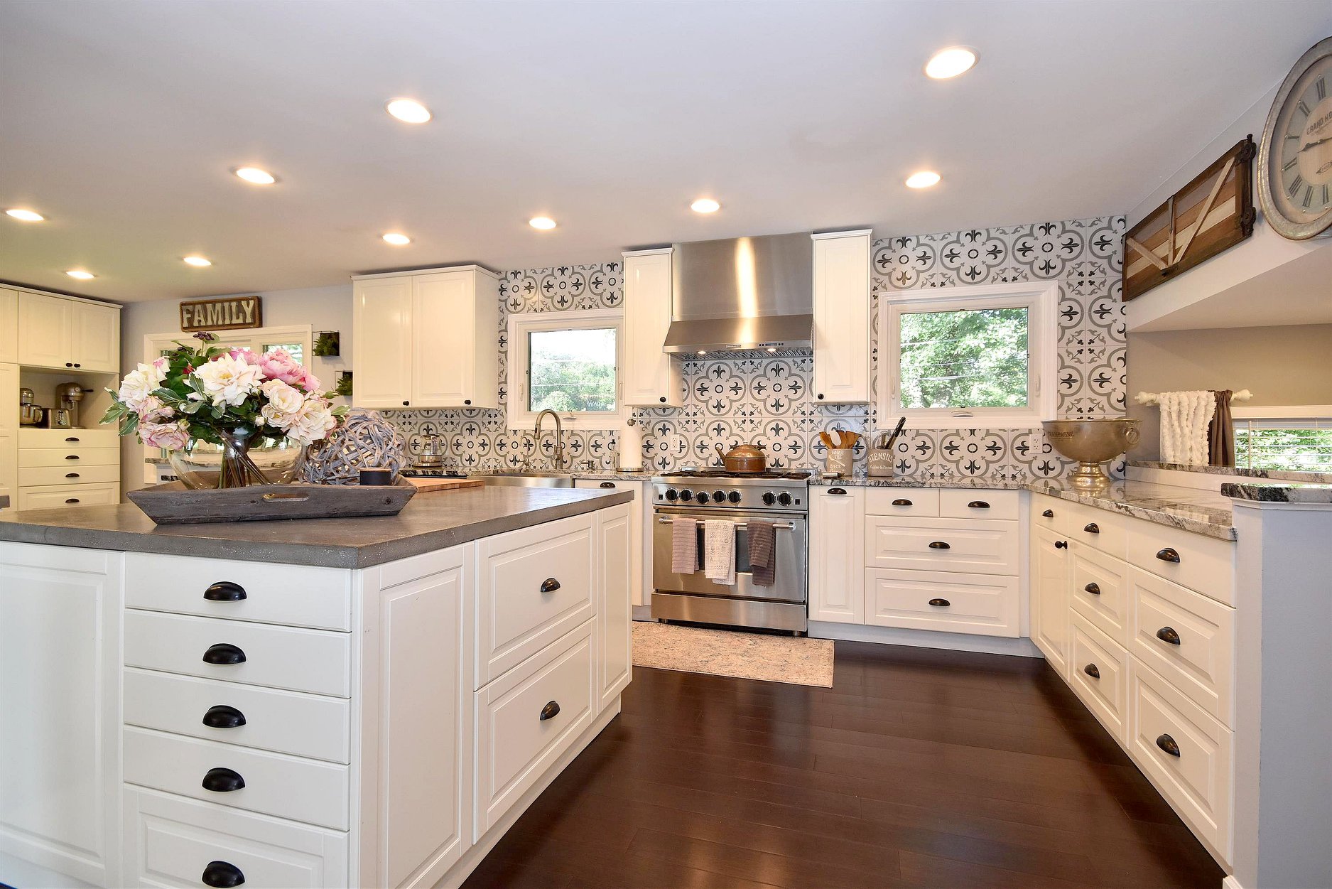 Anna Zabrocki - Chicago, IL Real Estate Agent - Zdjęcie 4