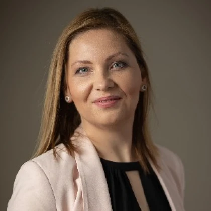 barbara-larsen-berlin-ct-real-estate-associate-remax-photo