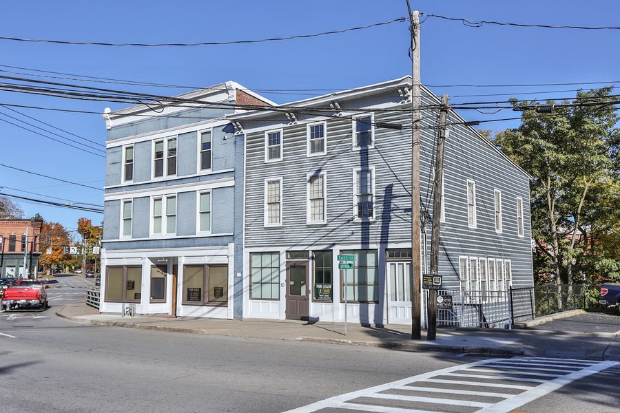 Beata Golec Victor, NY REALTOR® - Howard Hanna - Zdjęcie 2