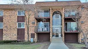 Elizabeth Czech - Real Estate Agent in Schaumburg, IL - Zdjęcie 2