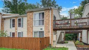 Elizabeth Czech - Real Estate Agent in Schaumburg, IL - Zdjęcie 6
