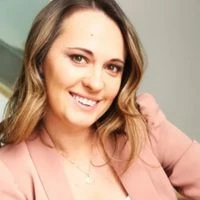 Iwona Salazar, Licensed Broker
