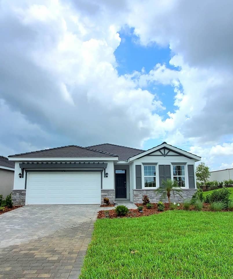Izabela S. Fratczak- Realtor at Dalton Wade Real Estate Group - Zdjęcie 4