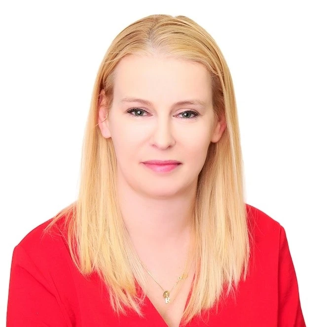 Katarzyna Czerkies - Real Estate Agent w NY