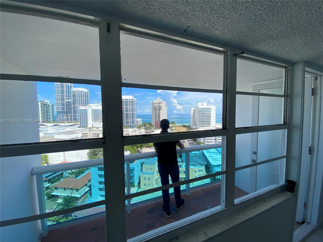 Konrad Karol Miami Real Estate Agent - Zdjęcie 4