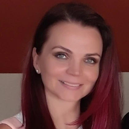 licensed-real-estate-agent-realtor-v-home-smart-connect-7-chicago-land-locations-photo