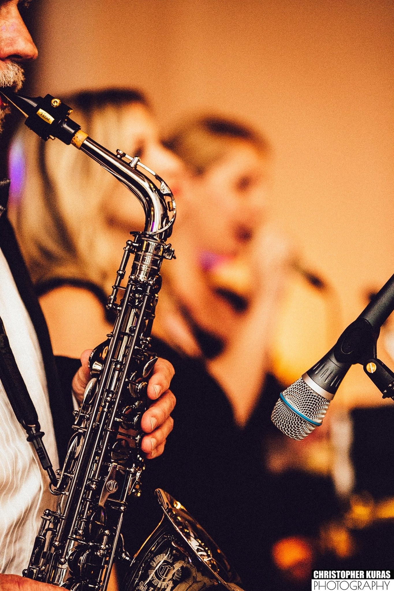 MEGA DANCE BAND - Profesjonalny zespół muzyczny na wszelkie UROCZYSTOŚCI - Zdjęcie 4
