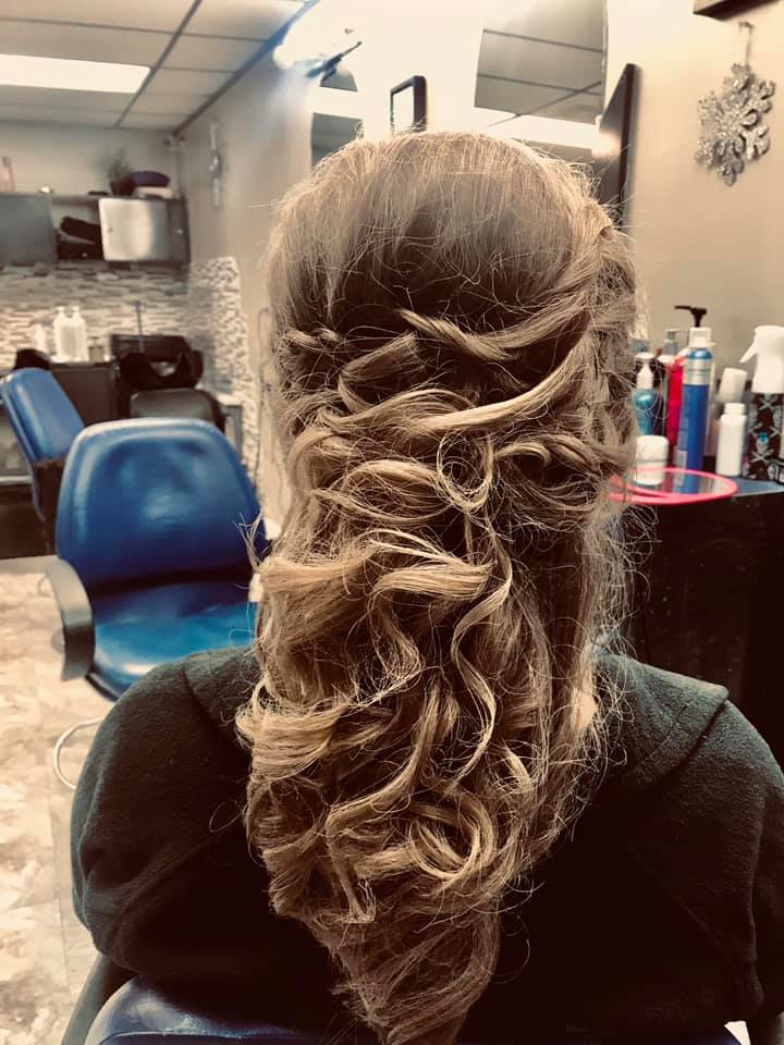 Mickie's Hair & Nail Tech - Zdjęcie 5