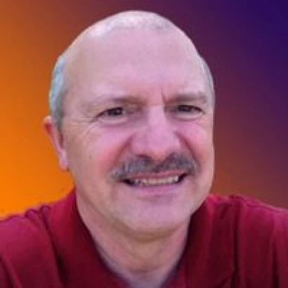 mike-kaluza-posrednik-w-obrocie-nieruchomosciami-future-home-realty-photo