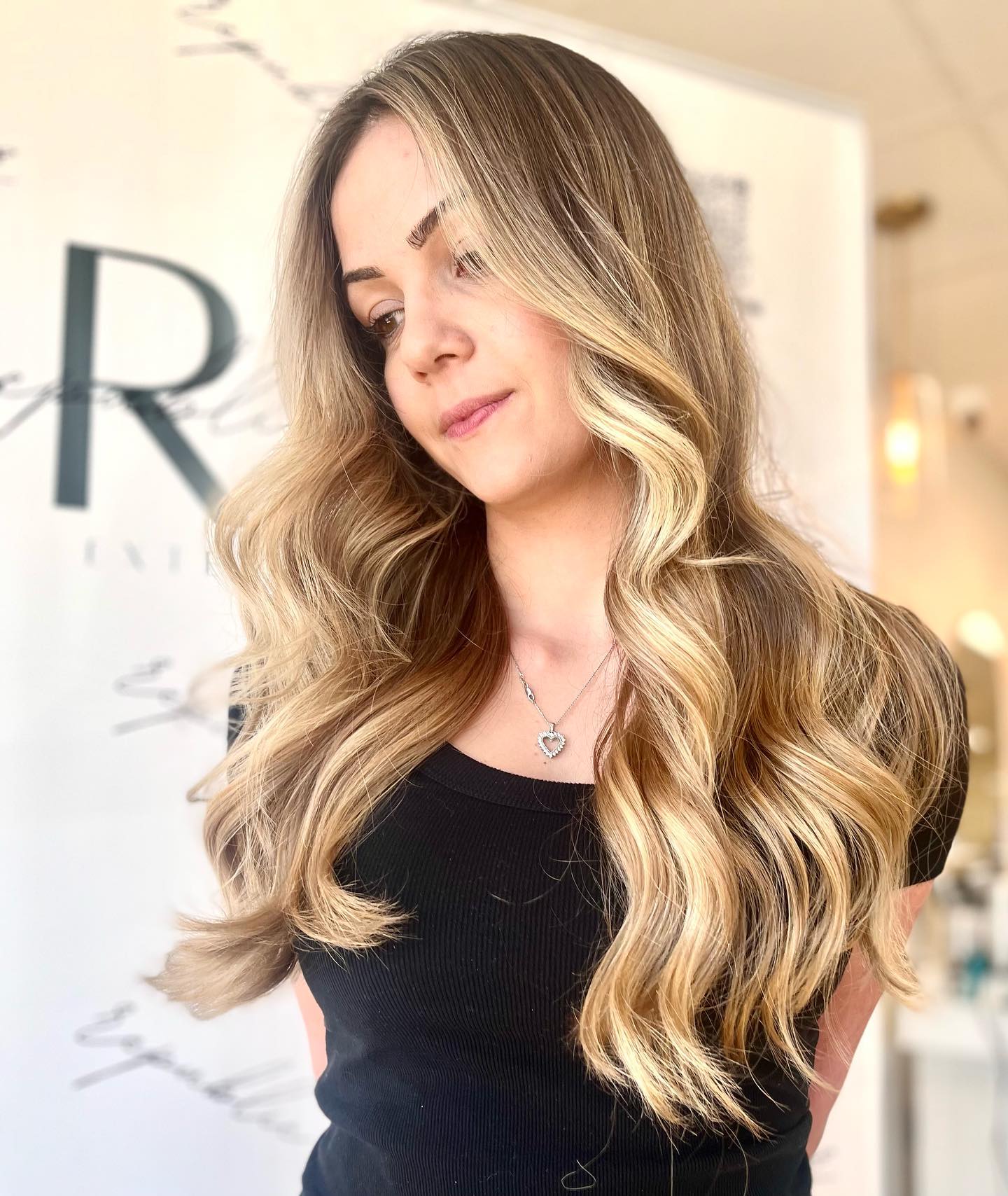 Republic Hair Official - Zdjęcie 9