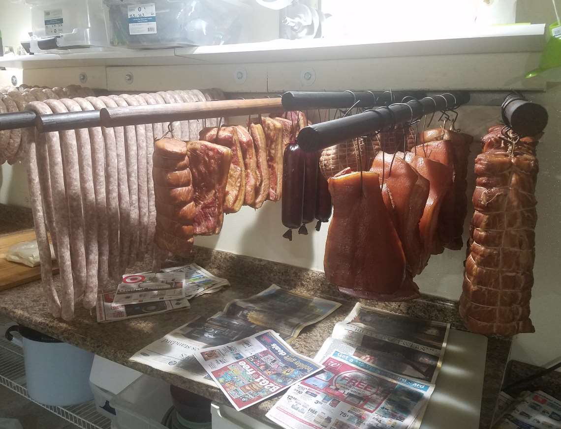 “Salata's Smoked Meats”, Smoked Meat Products - Фото 4
