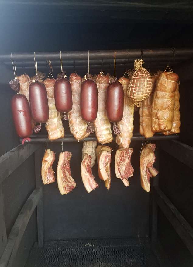 “Salata's Smoked Meats”, Smoked Meat Products - Фото 6