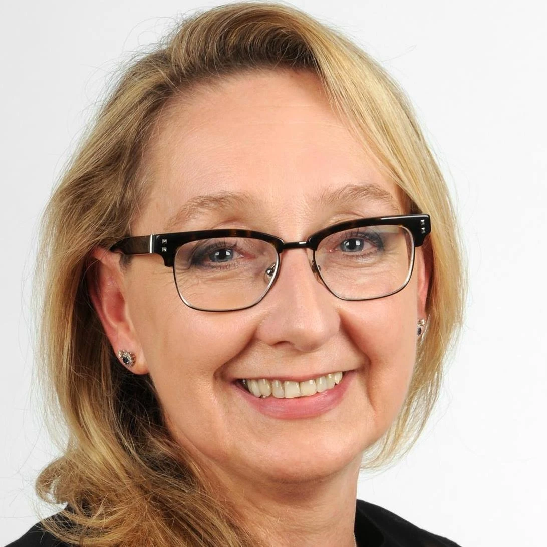 Teresa Marzena Jasinski-Real Estate Associate Broker