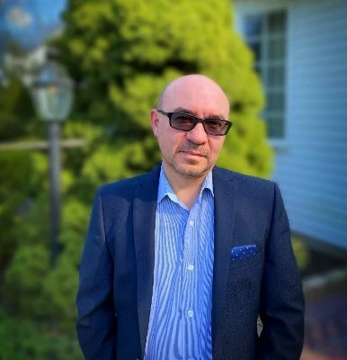 Tomasz Raczkowski, Real Estate Agent