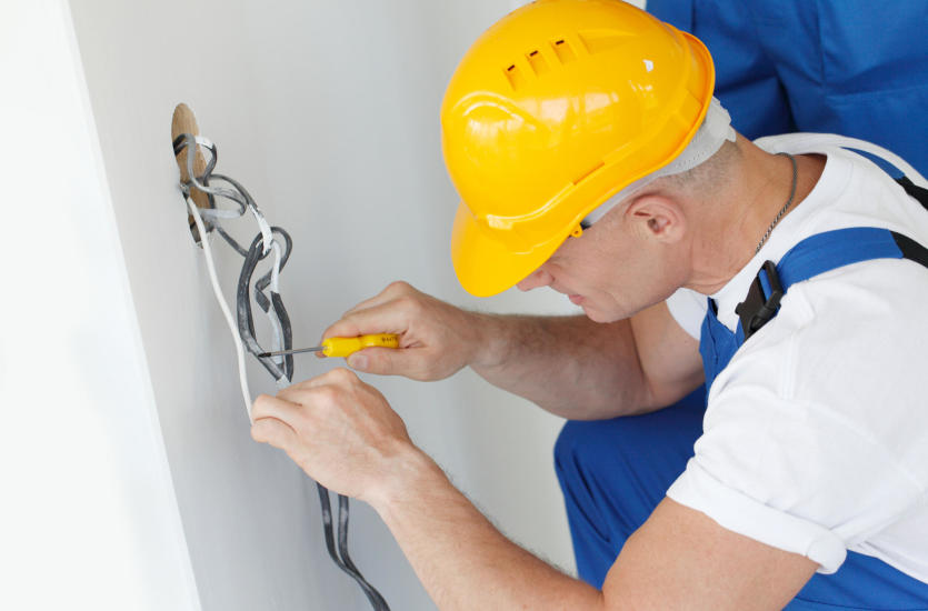 Układanie instalacji elektrycznej - Zdjęcie 4