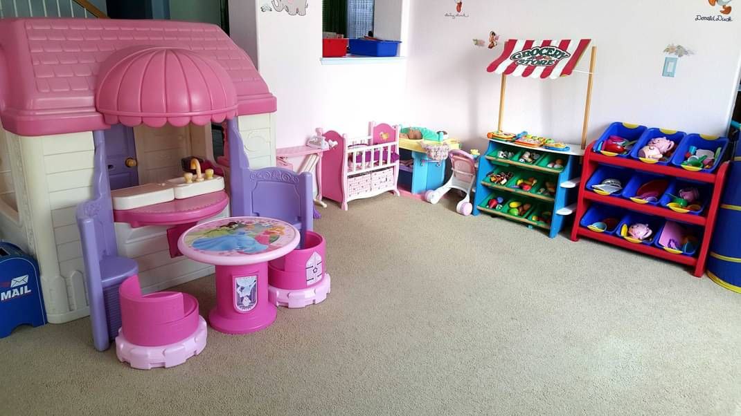 Shining Sprouts Family Childcare - Фото 4
