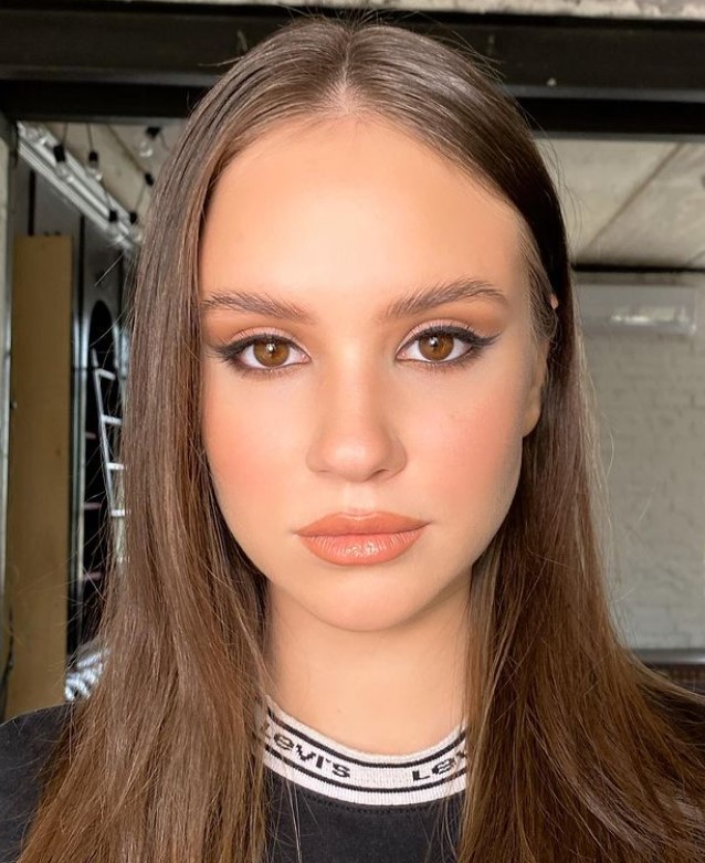 Professional MAKEUP Artist - Фото 2