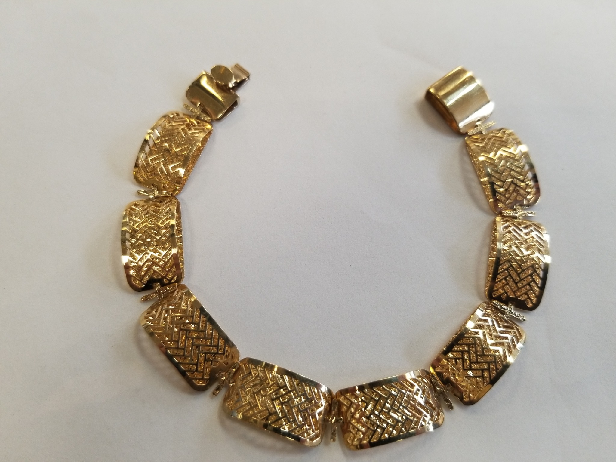 Adam's Jewelry Center, Inc - Zdjęcie 2