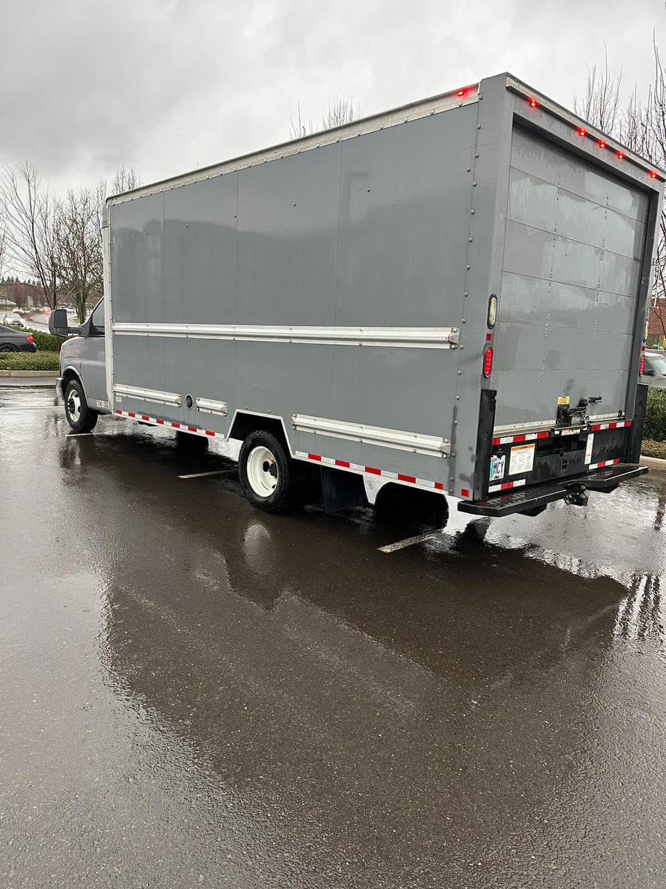 Box truck 2015! GMC Savana - Фото 2