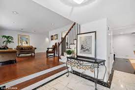 Karolina Fiala - Glenview, IL Real Estate Agent - Zdjęcie 5