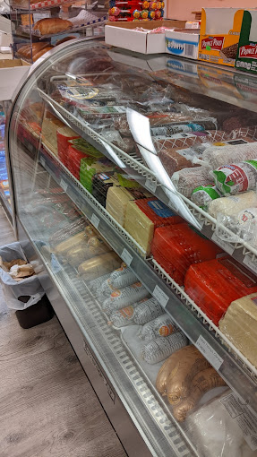 Tanyas European Deli - Фото 4