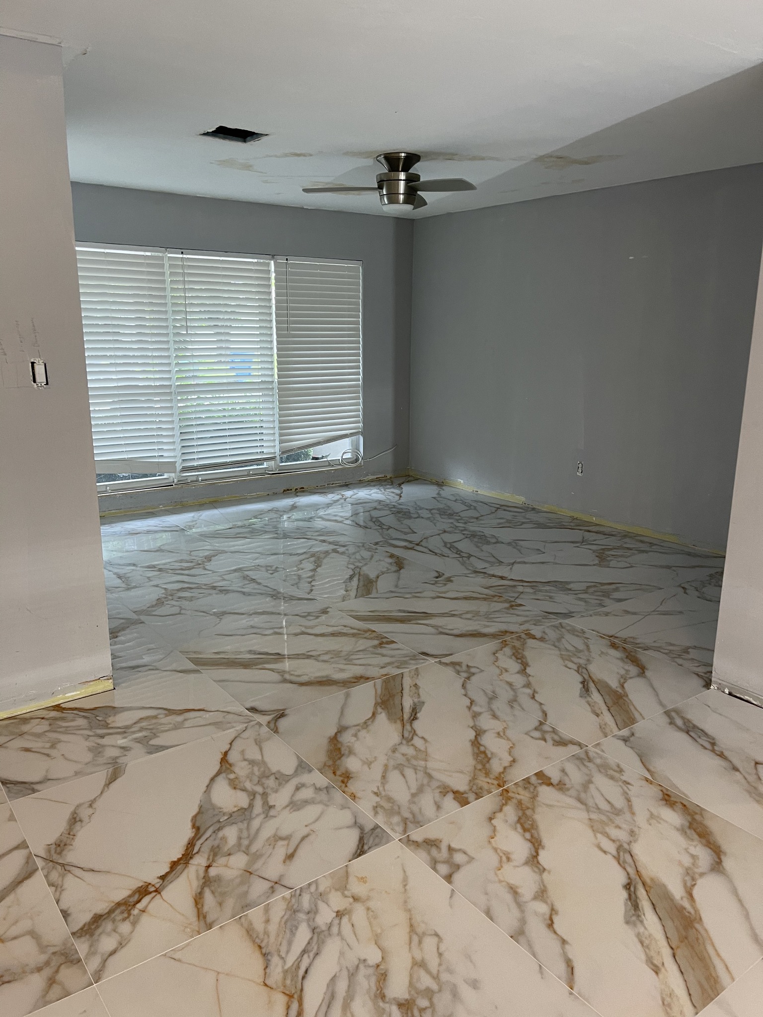 Acorn Tile Company - Фото 3