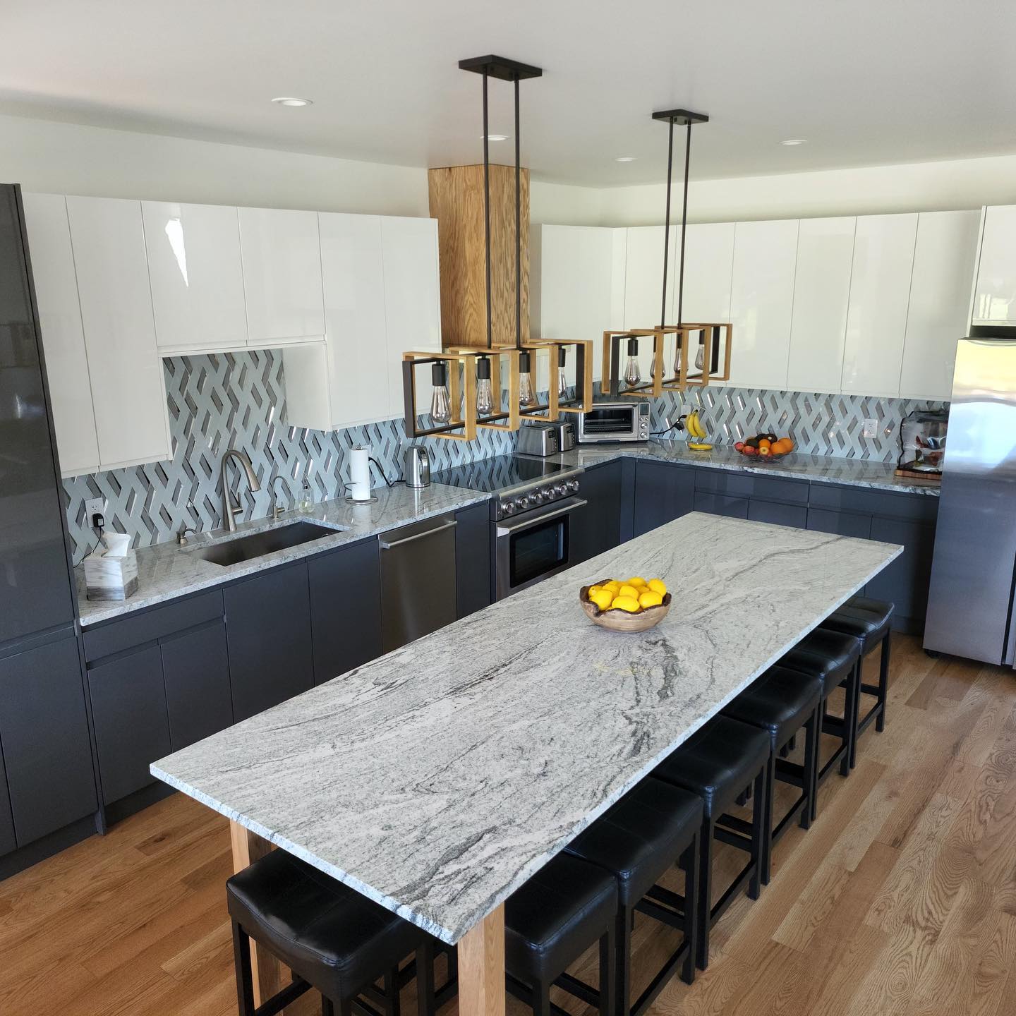 BJ Floors and Kitchens Inc - Zdjęcie 3