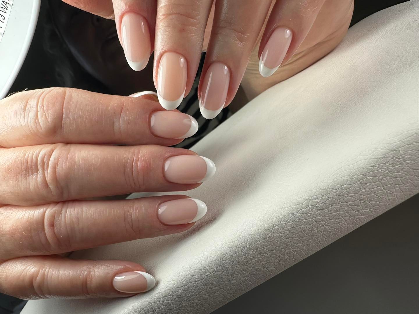 Love Hair & Nail Salon - Фотографія 3
